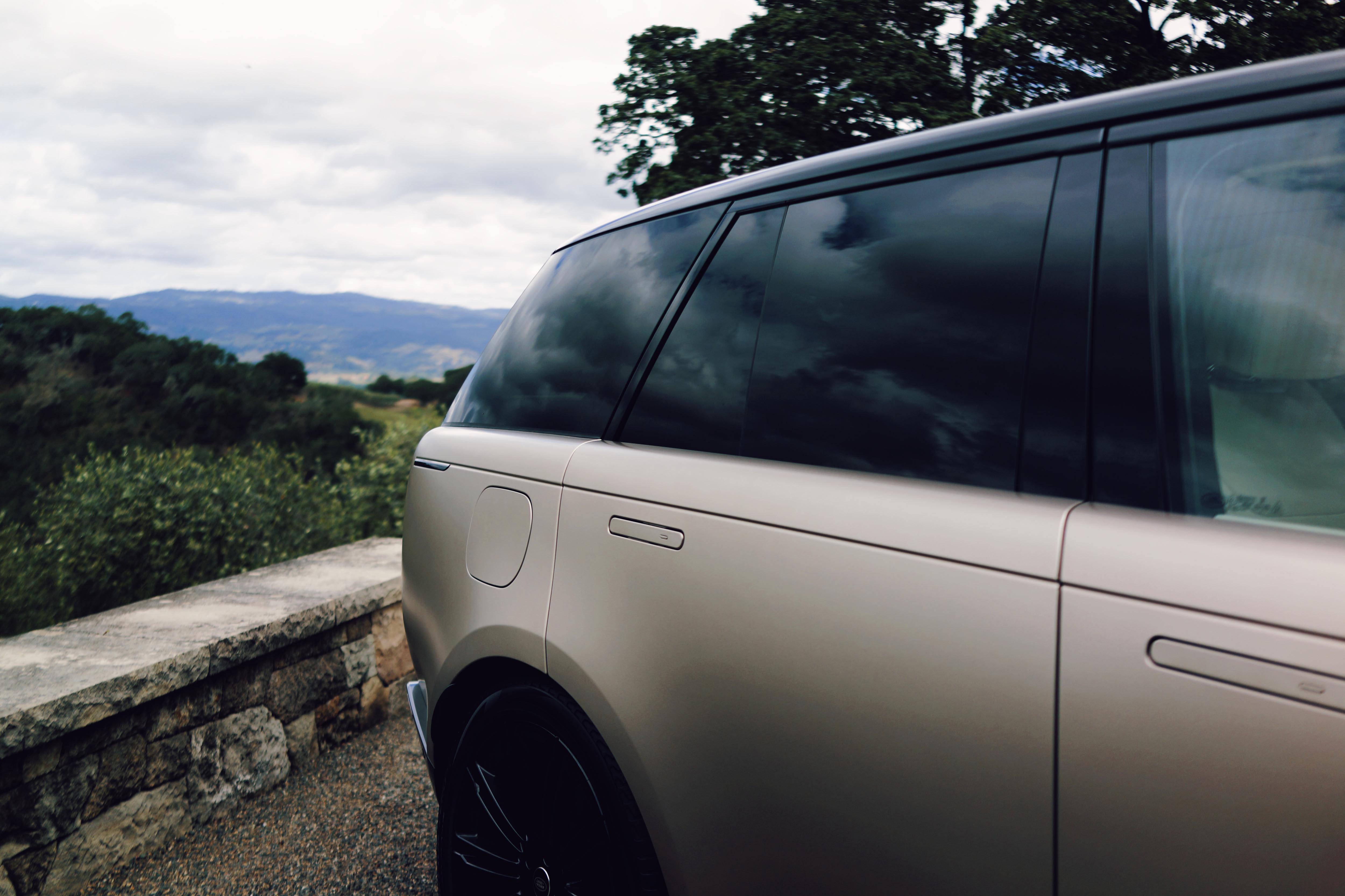 Acquire | 2023-range-rover-acq-1