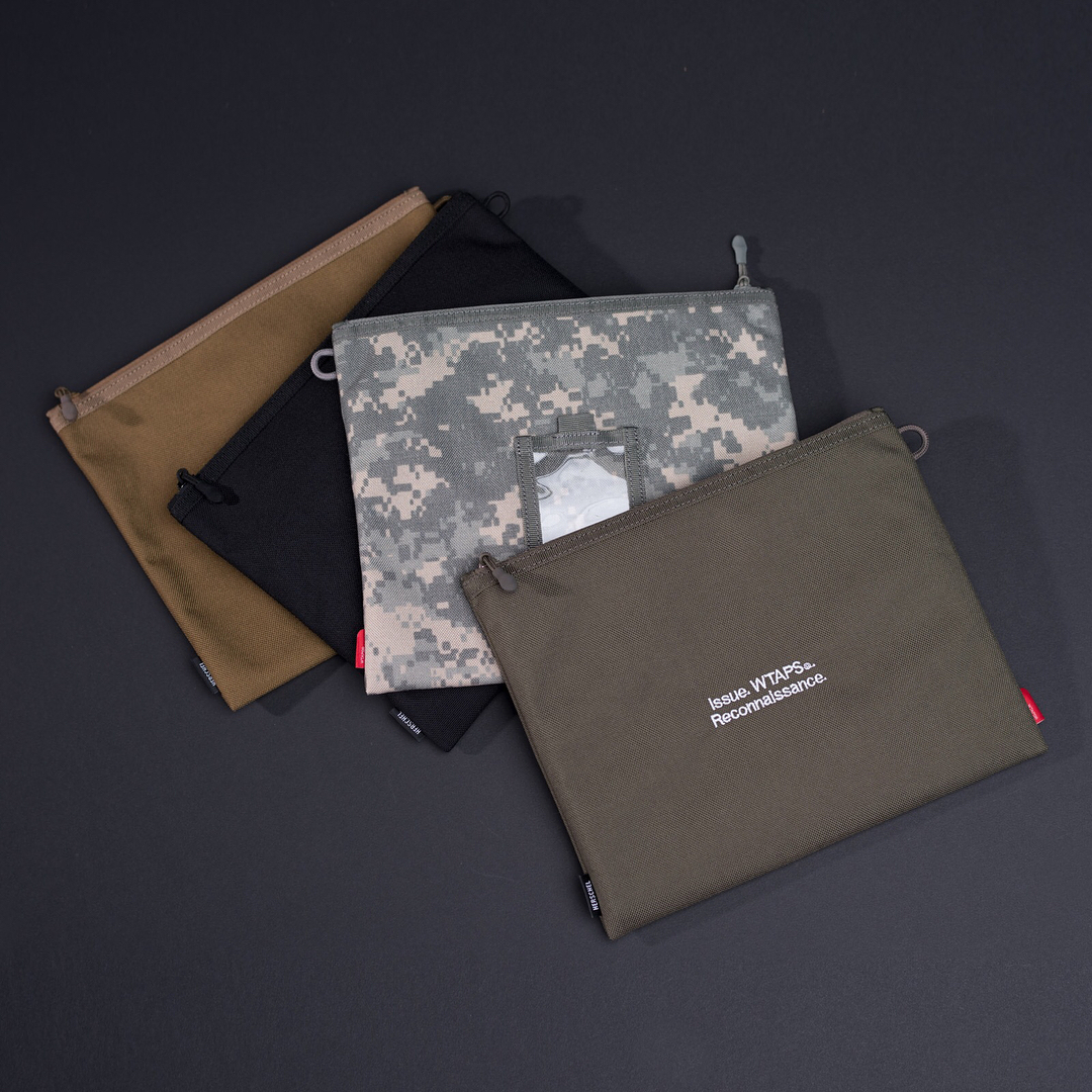 バッグ WTAPS RECONNAISSANCE BAG POUCH SPEC ALL WTAPS Men's Reconnaissance Pouch Bag in Black WTAPS