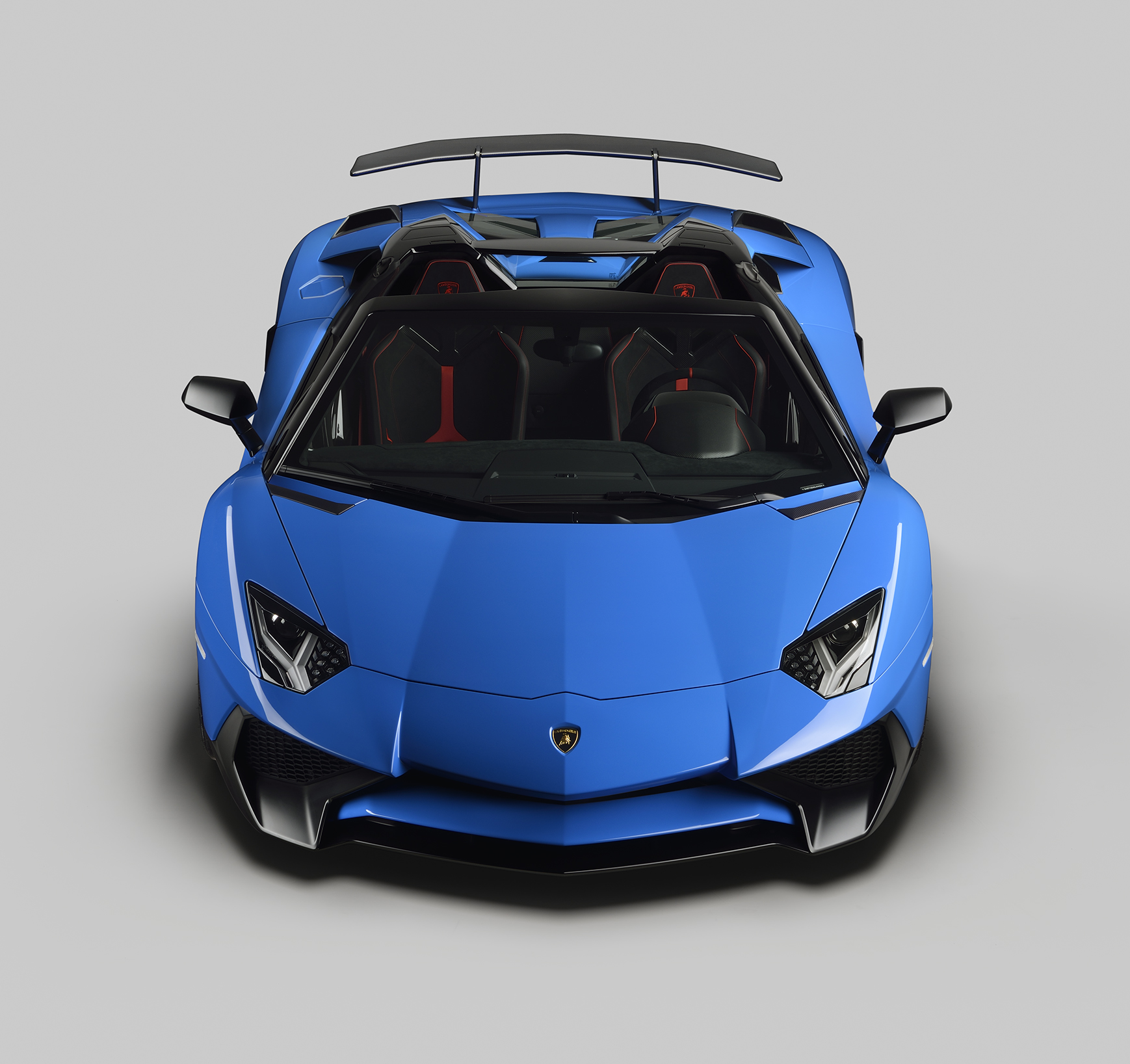 Acquire | Lamborghini's 217 mph drop-top, the Aventador LP 750-4