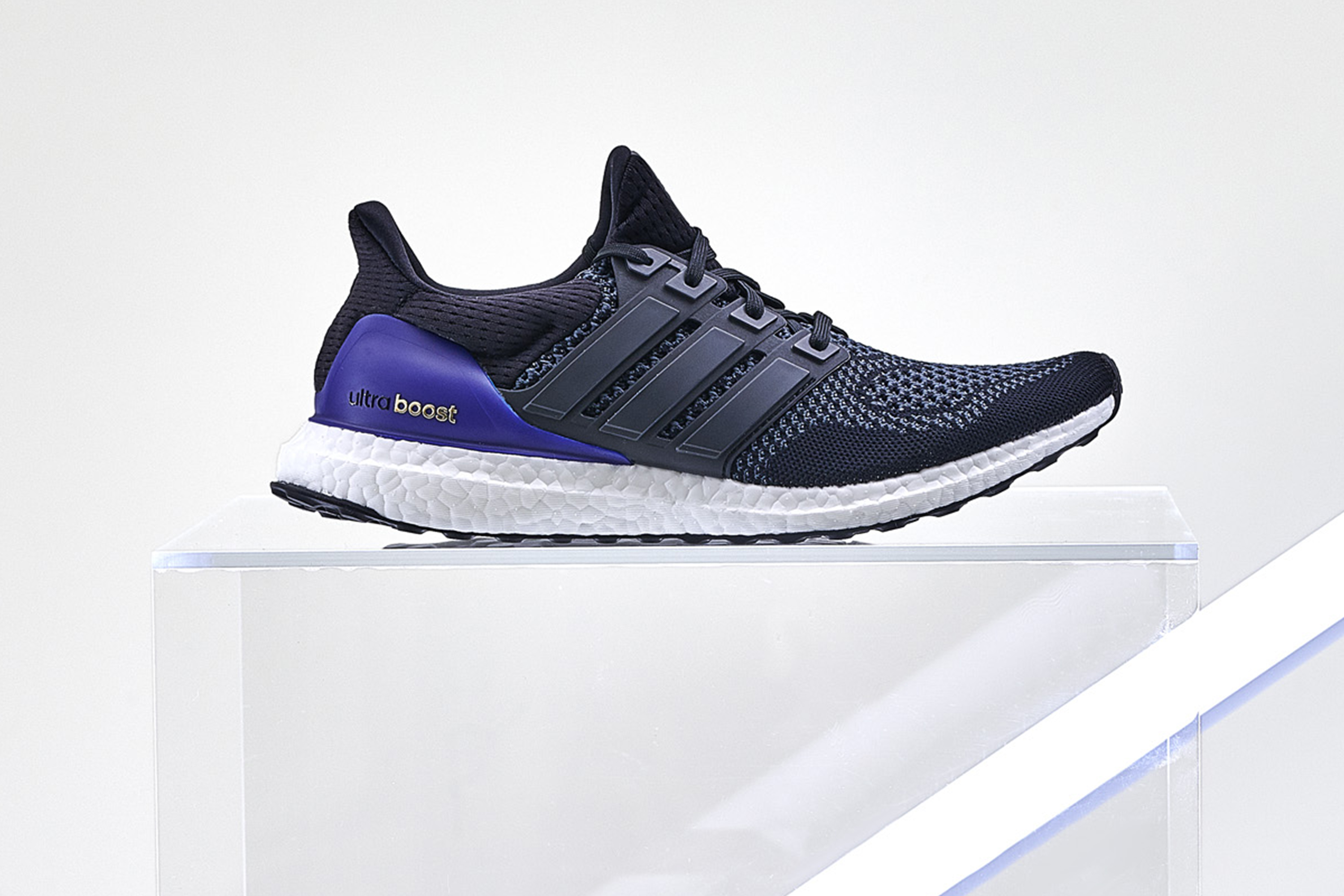 Acquire | adidas re-releases the first UltraBOOST