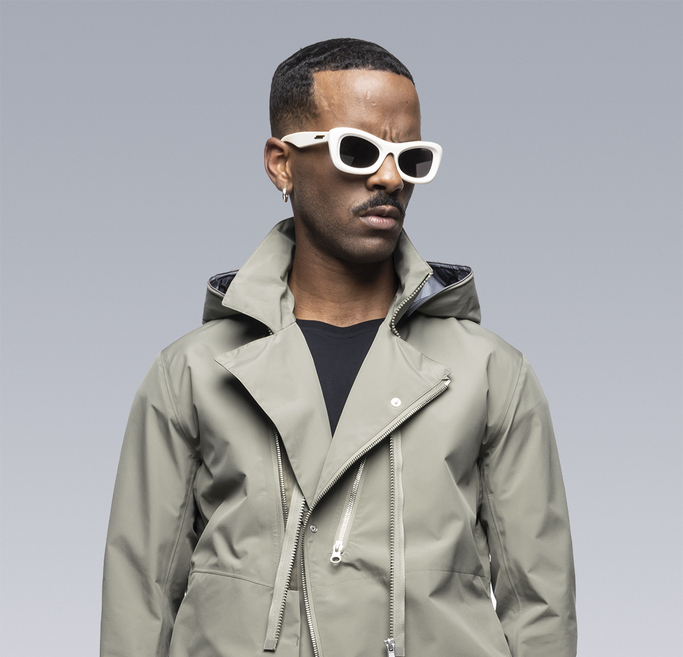 Acquire | Acronym previews its SS-23 [A] collection