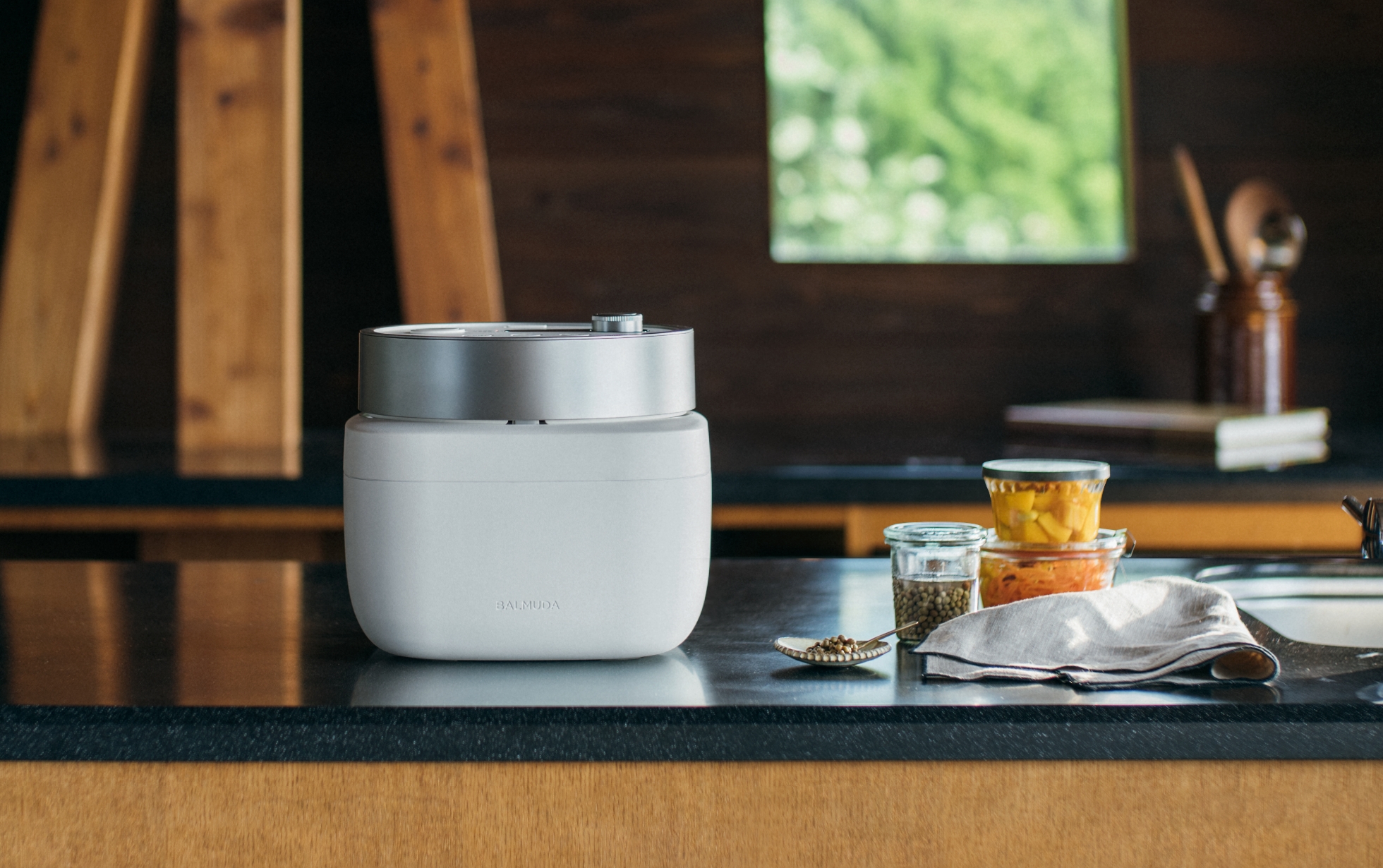 Acquire | Balmuda launches The Gohan rice cooker