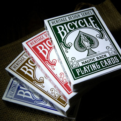 トランプ BICYCLE Heritage Series cardsbicheritage-full.png