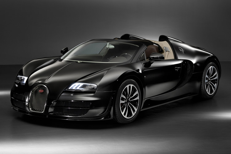 ブカッティ/カーブック/The Race Bugatti Missed Koenigsegg Jesko v Bugatti Chiron Super Sport: DRAG RACE