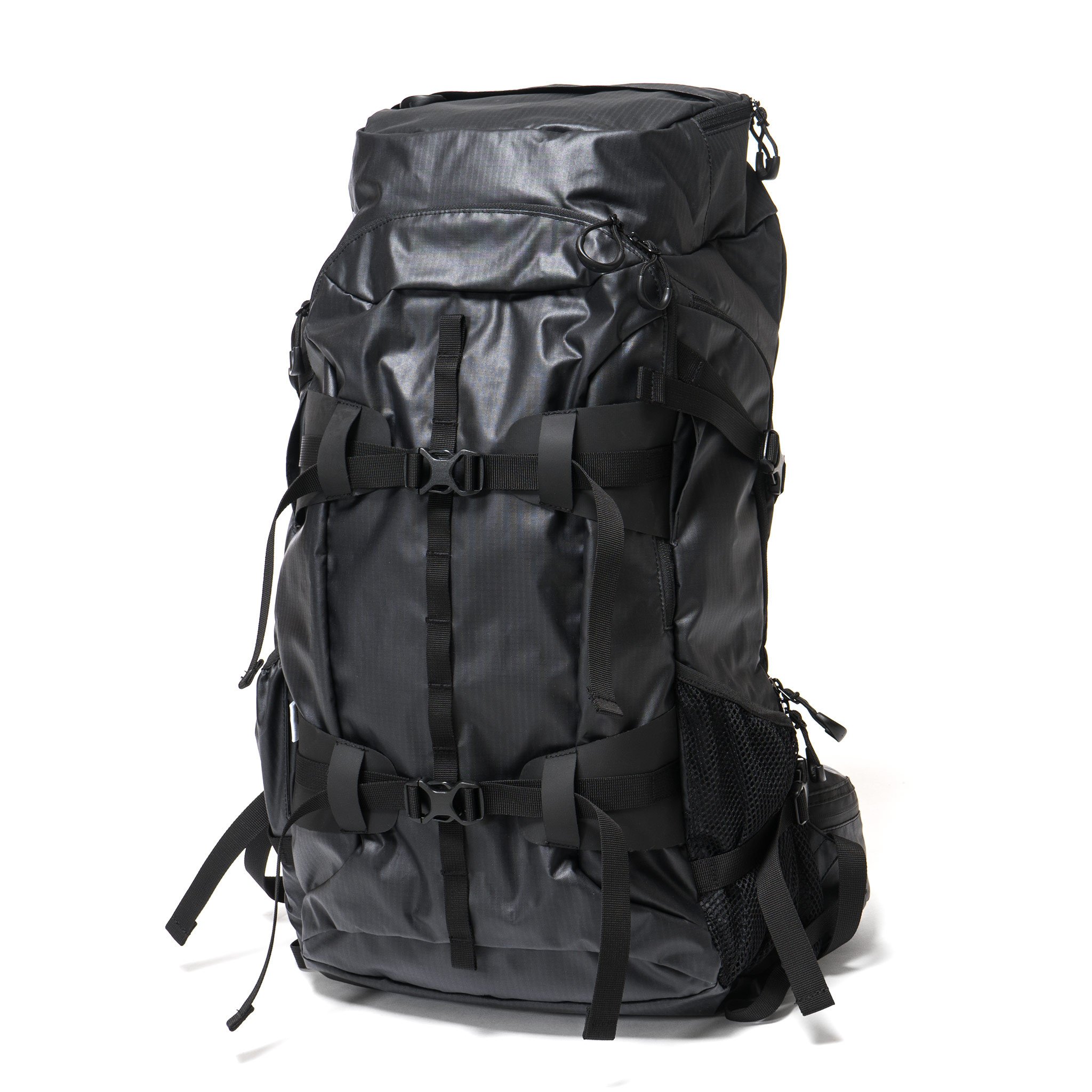 Acquire | Burton's AK457 line releases a capsule of rugged X