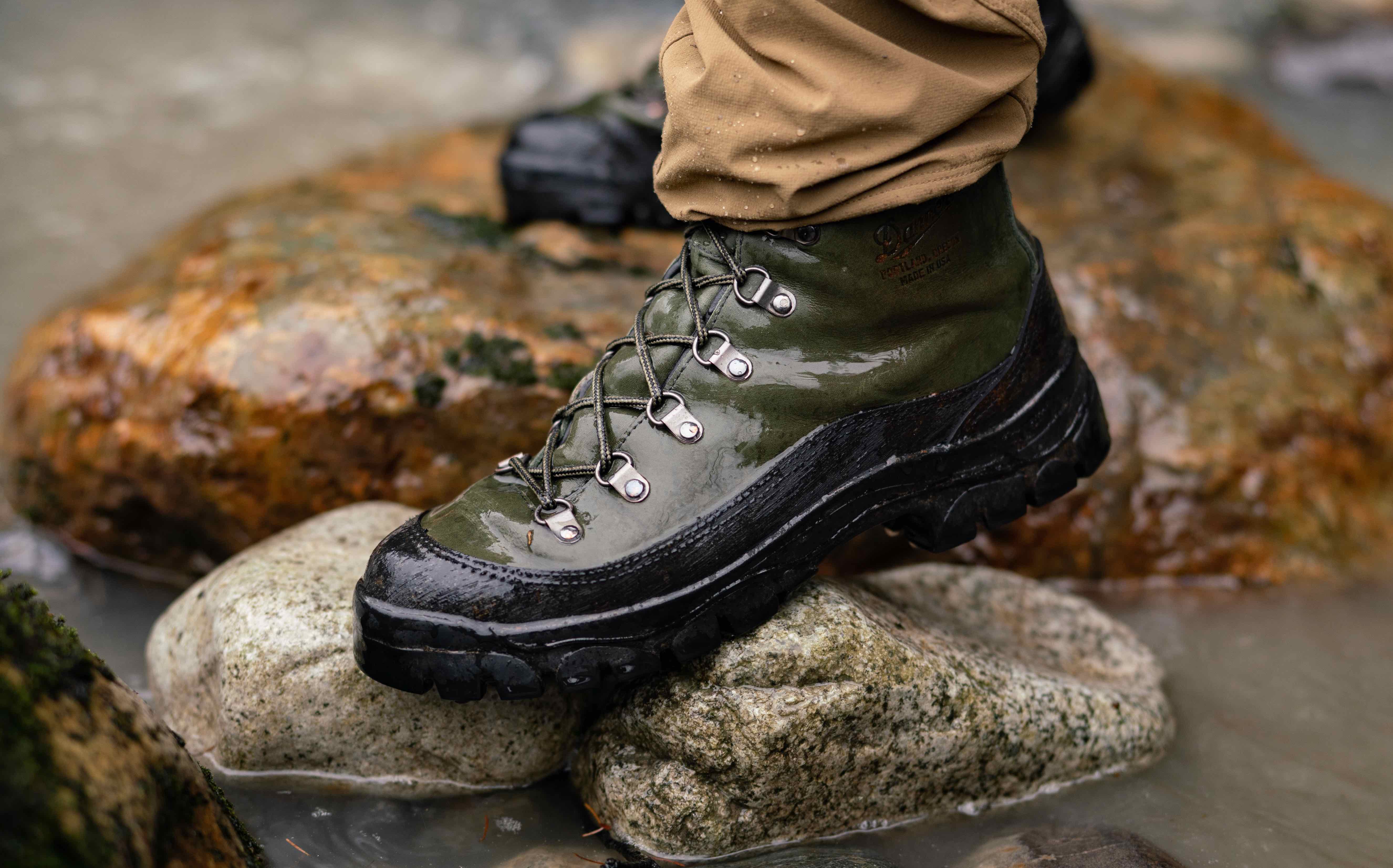 Acquire | Filson and Danner update an all-terrain essential