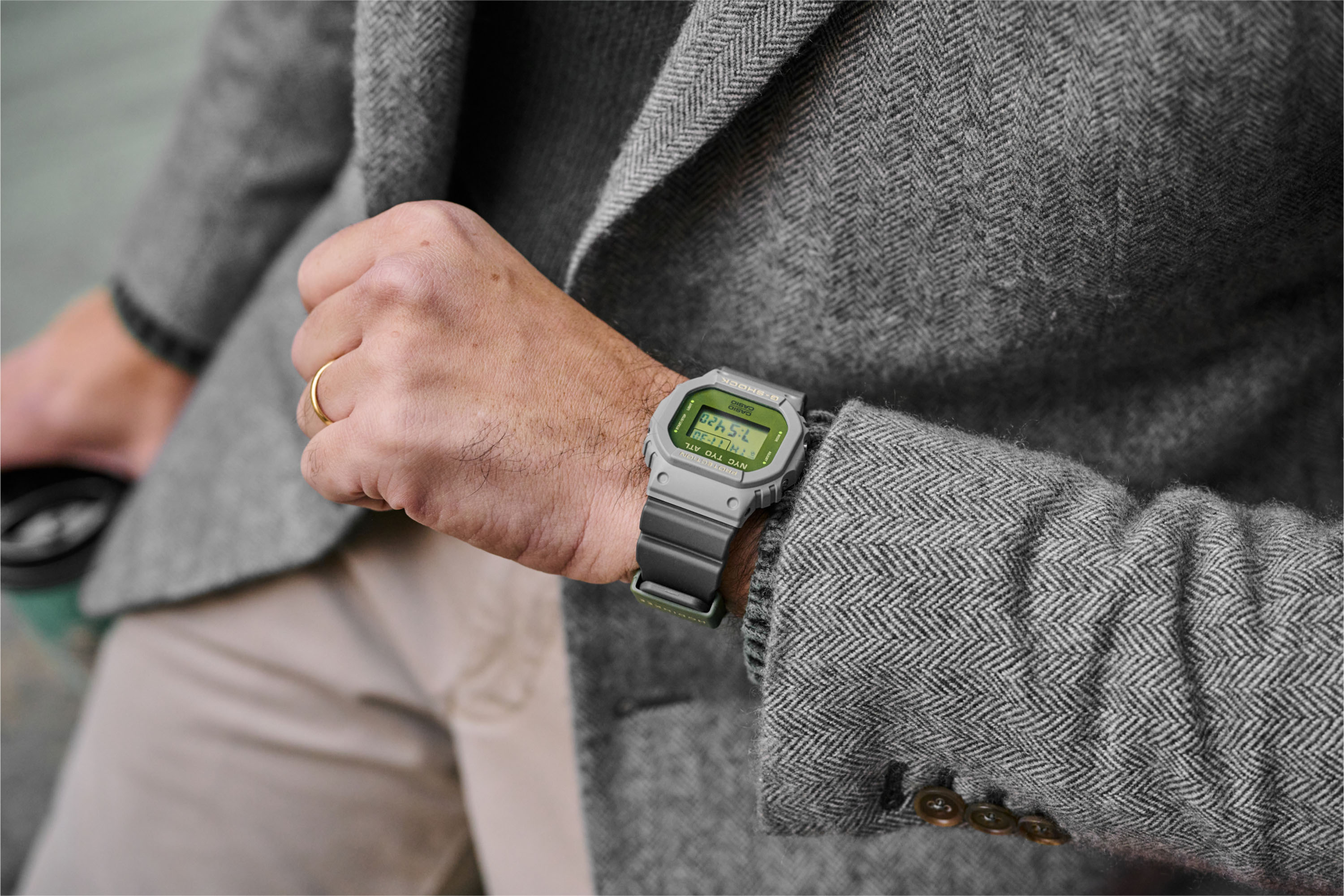 時計 HODINKEE G-SHOCK DW-5600VT By Ben Clymer G-SHOCK Ref. 5600 By Online Ceramics For Hodinkee – HODINKEE