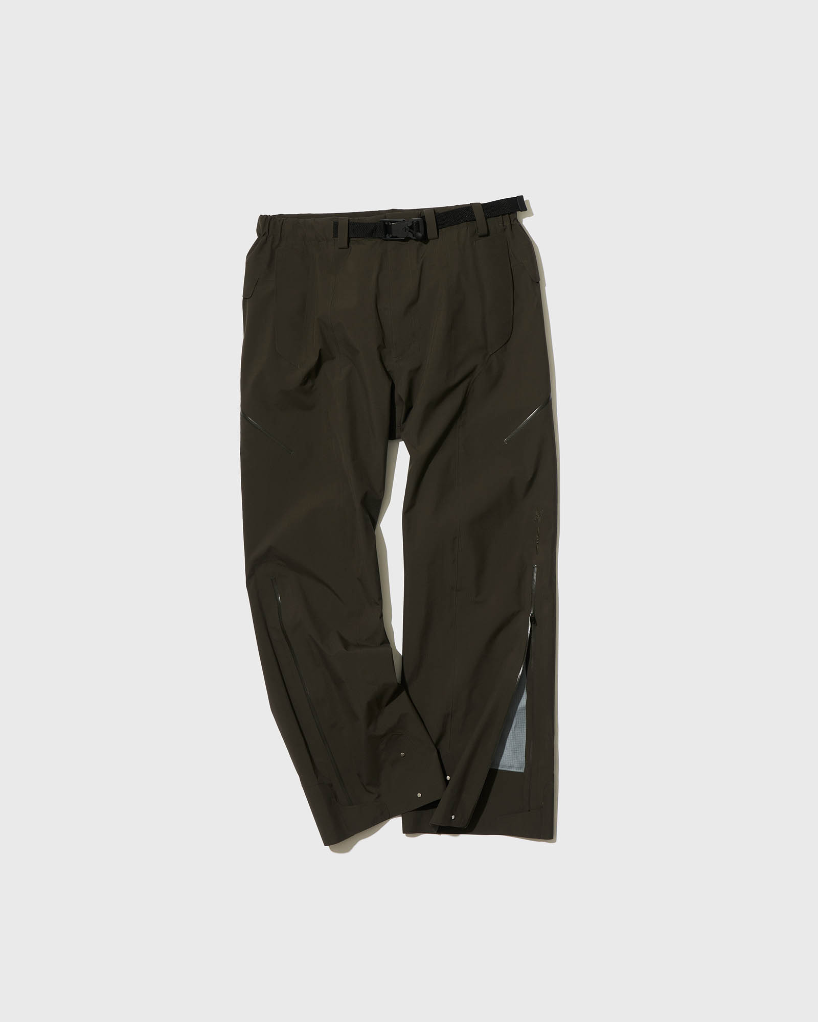 Goldwin_J.L-A.L_Cargo Pants After Dark