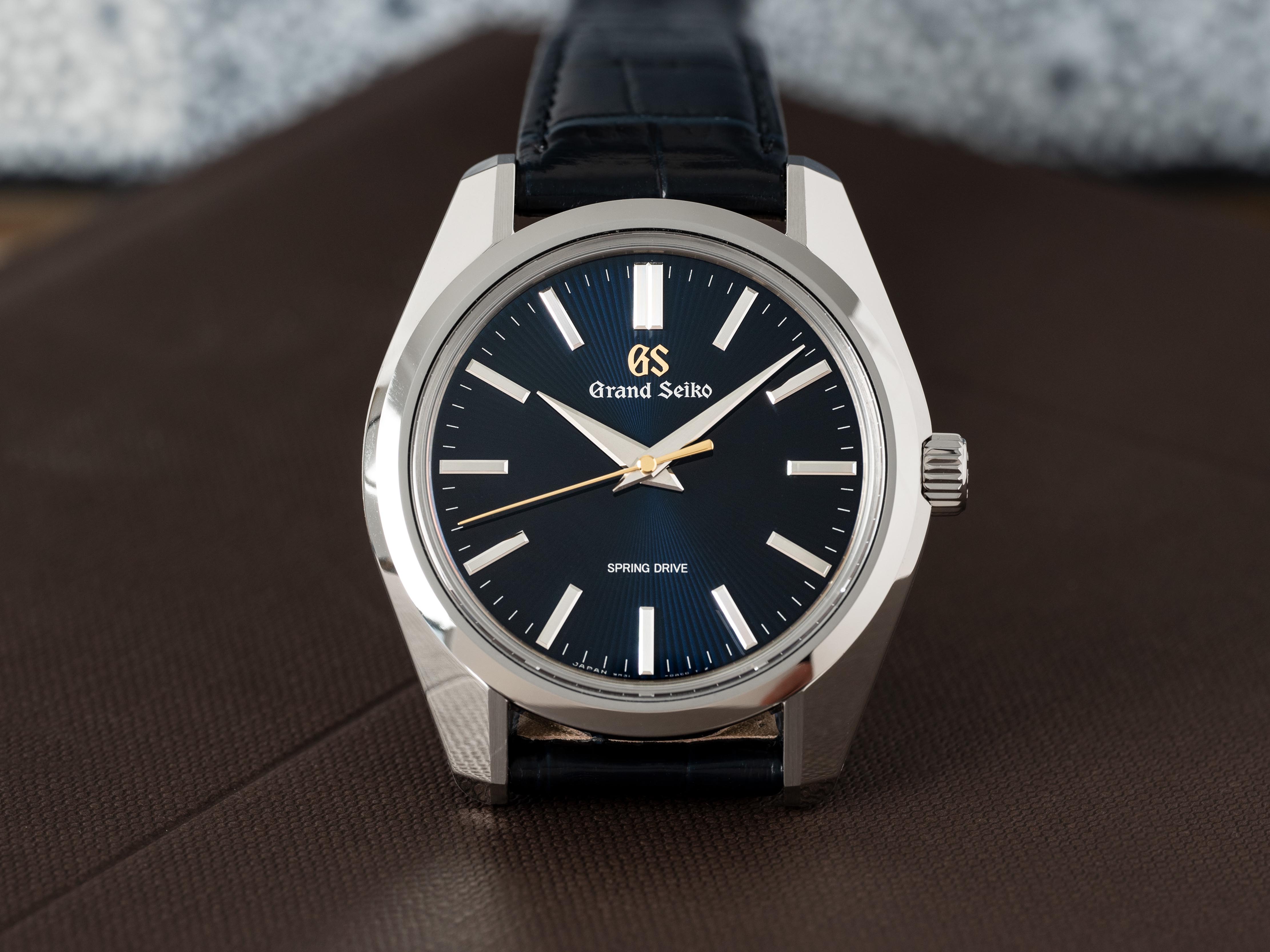 EGOISM 44N0様 Acquire | Grand Seiko marks 55 years of the 44GS with a new