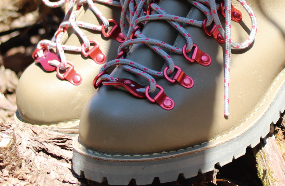 Acquire | Snow Peak and Danner release their latest collaboration