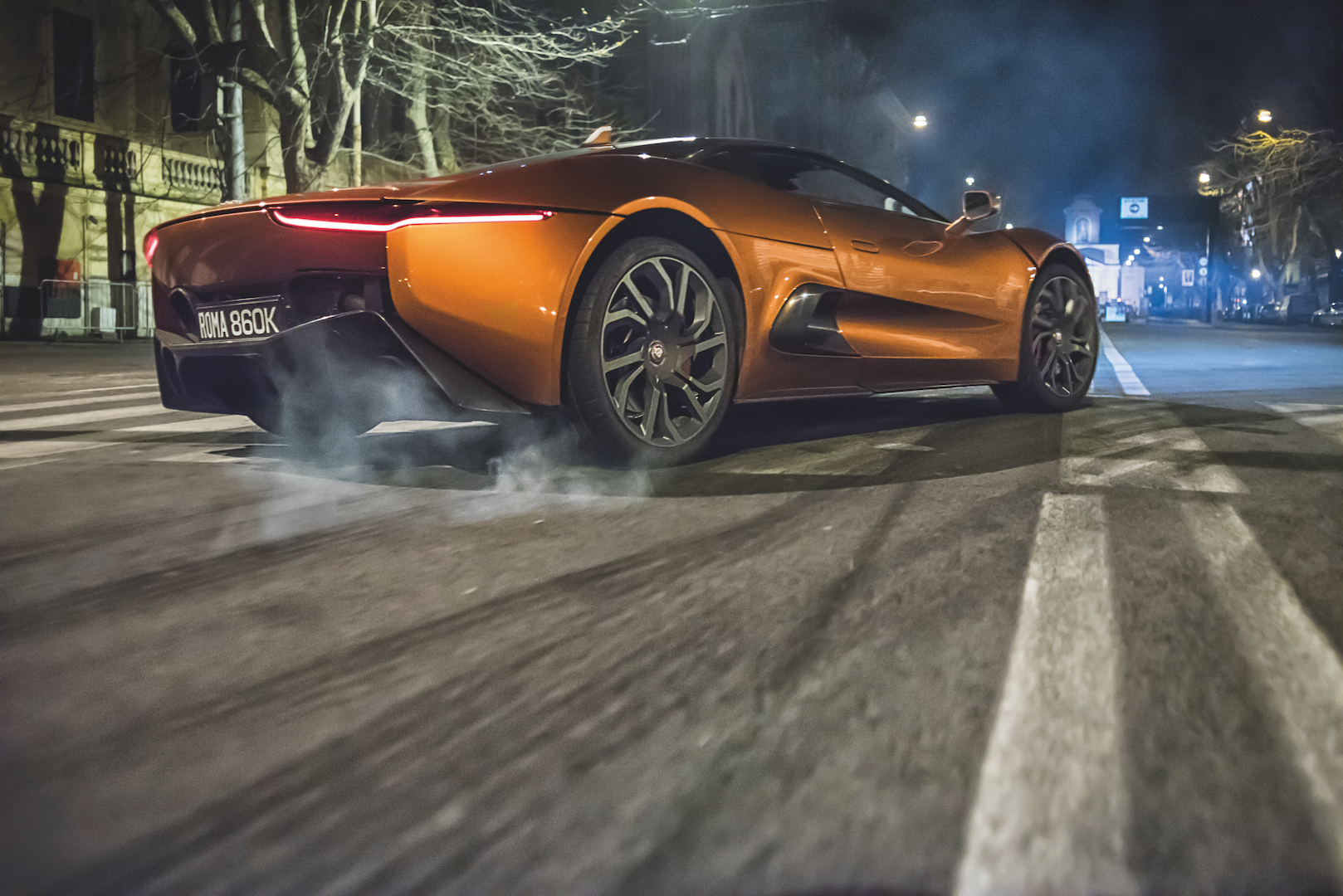 Acquire | Jaguar and the Spectre team offer a new look at the Jaguar C-X75, image size:1618x1080