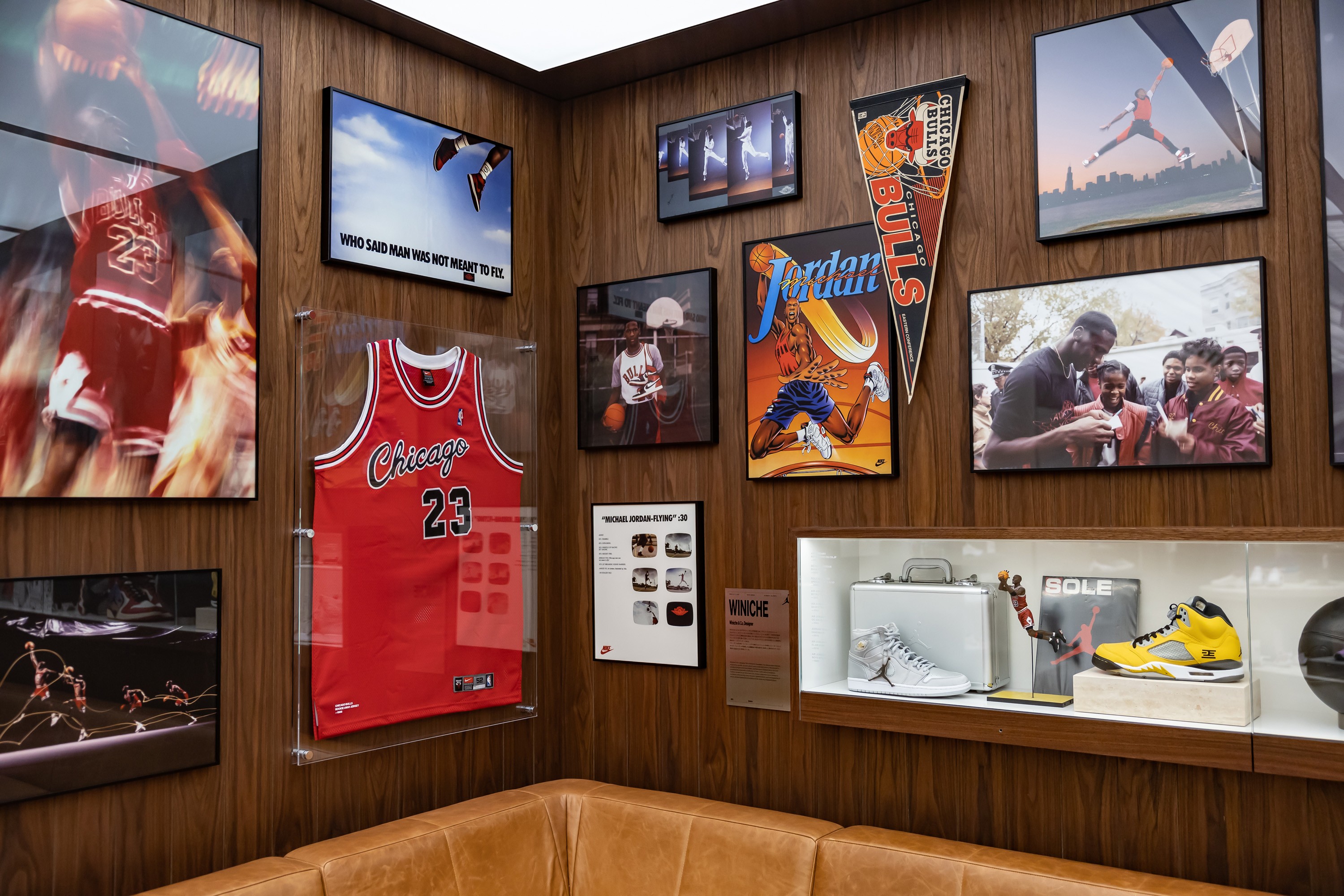 コレクション Michael Jordan's Japan visit premium Acquire | Jordan opens its second flagship “World of Flight” store