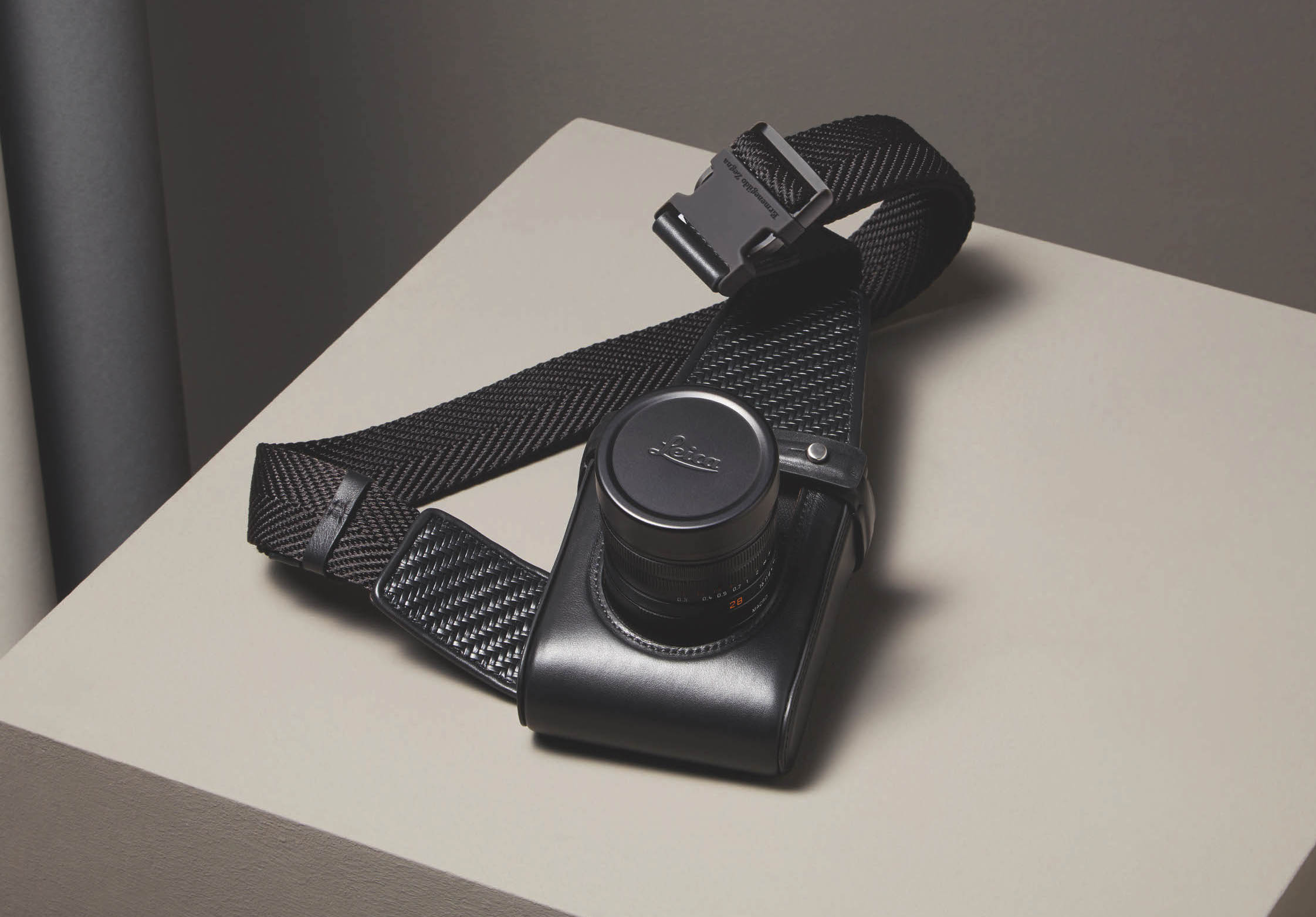 leica_c_tappo_leicacamera_zegn
