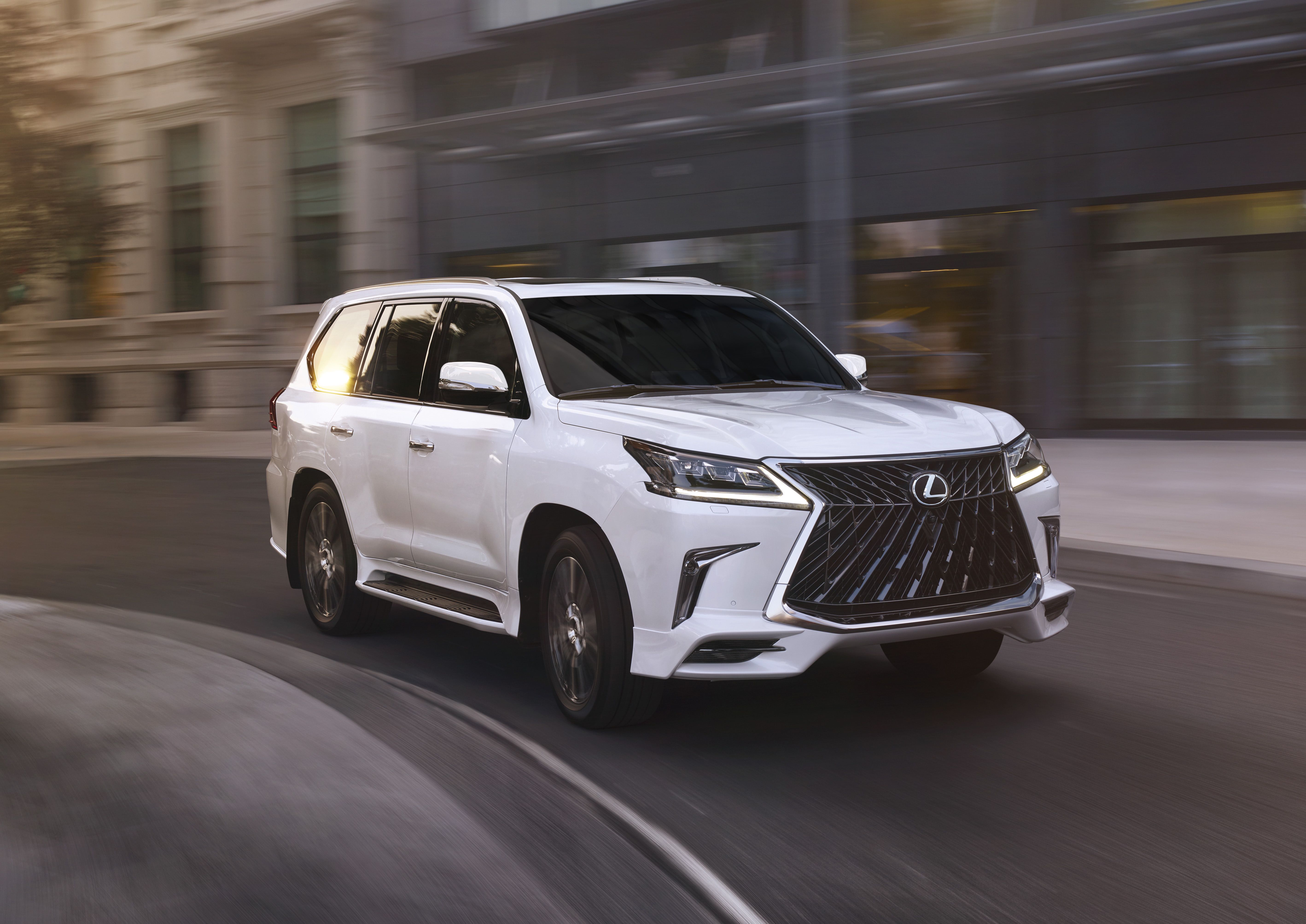 Acquire | The 2020 Lexus LX570 introduces a bold front end with