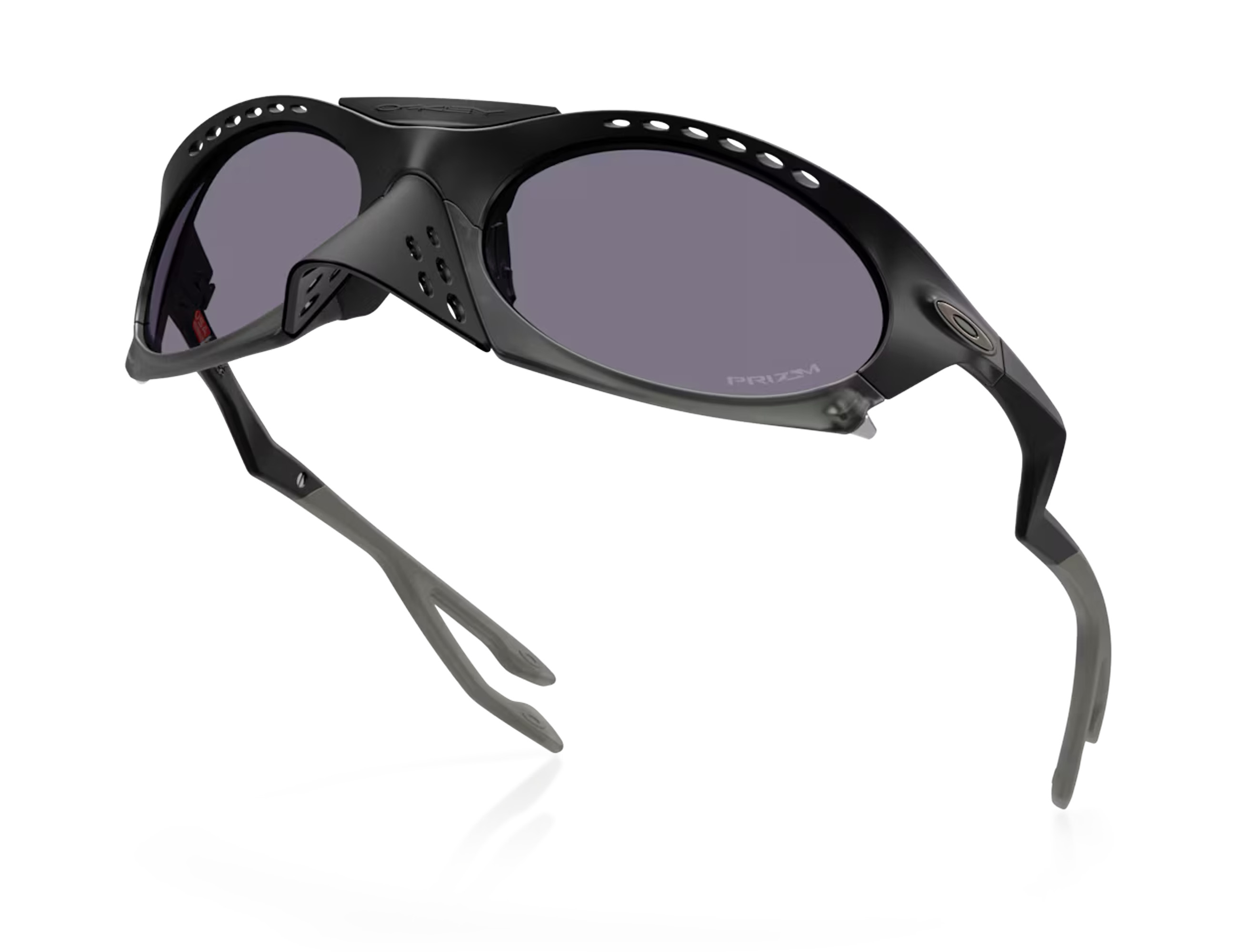 Acquire | Oakley's new Plantaris eyewear merges amphibious forms