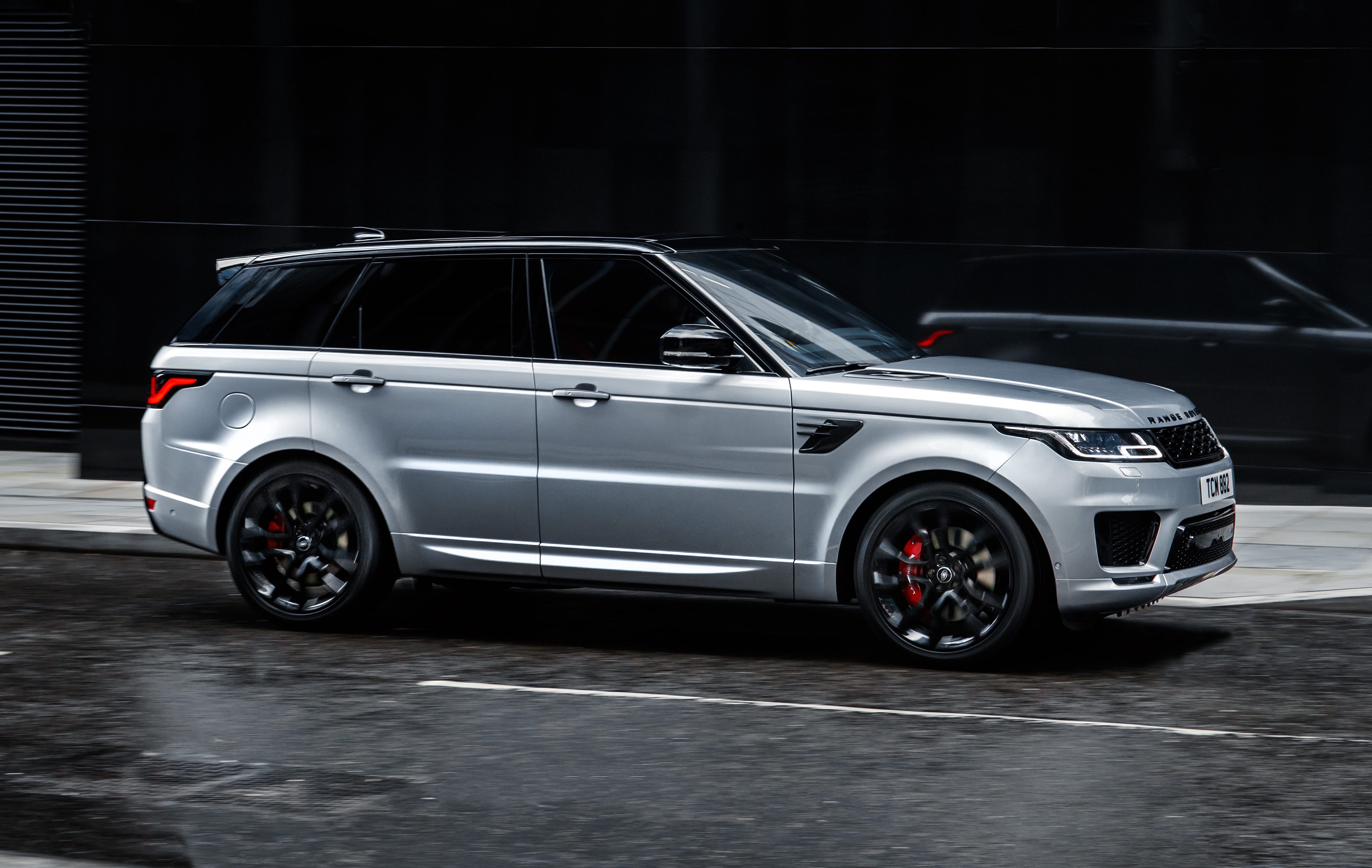 Acquire | Land Rover adds a straight six to the Range Rover Sport lineup