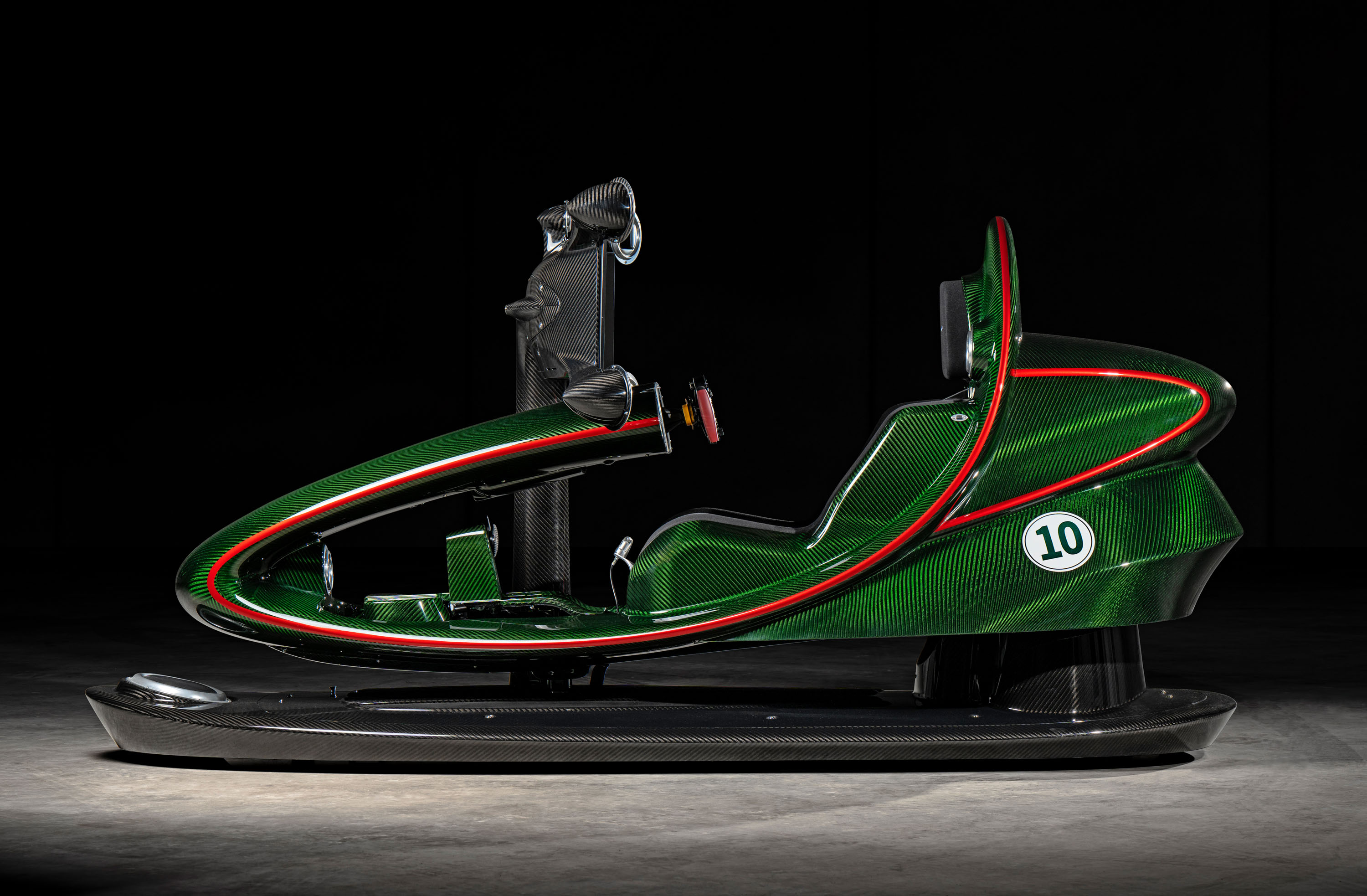 Acquire | Simulatore-Huayra-R-01-Laterale