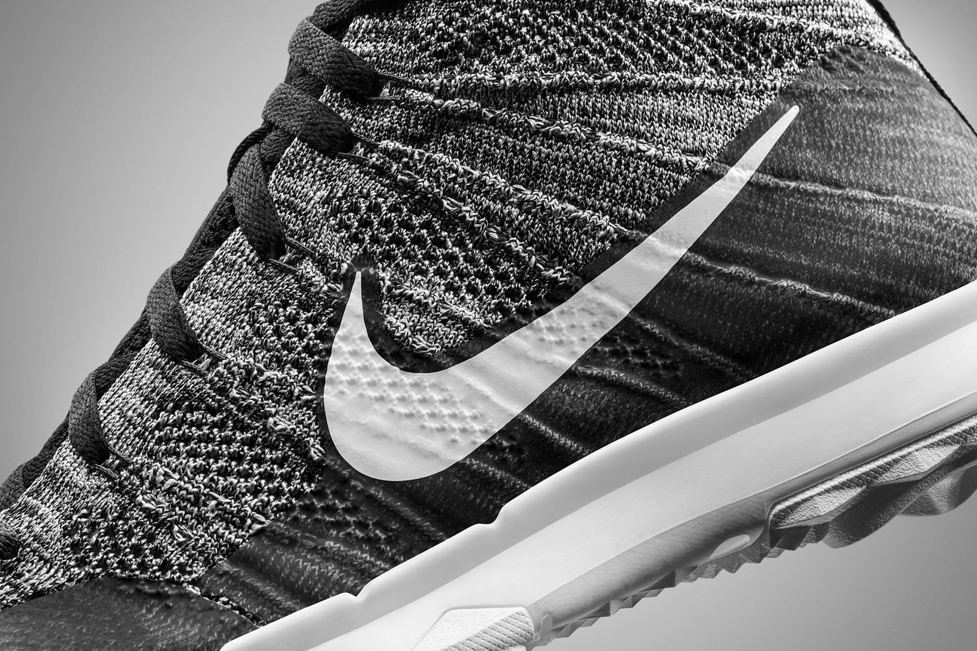 nike flyknit chukka mens