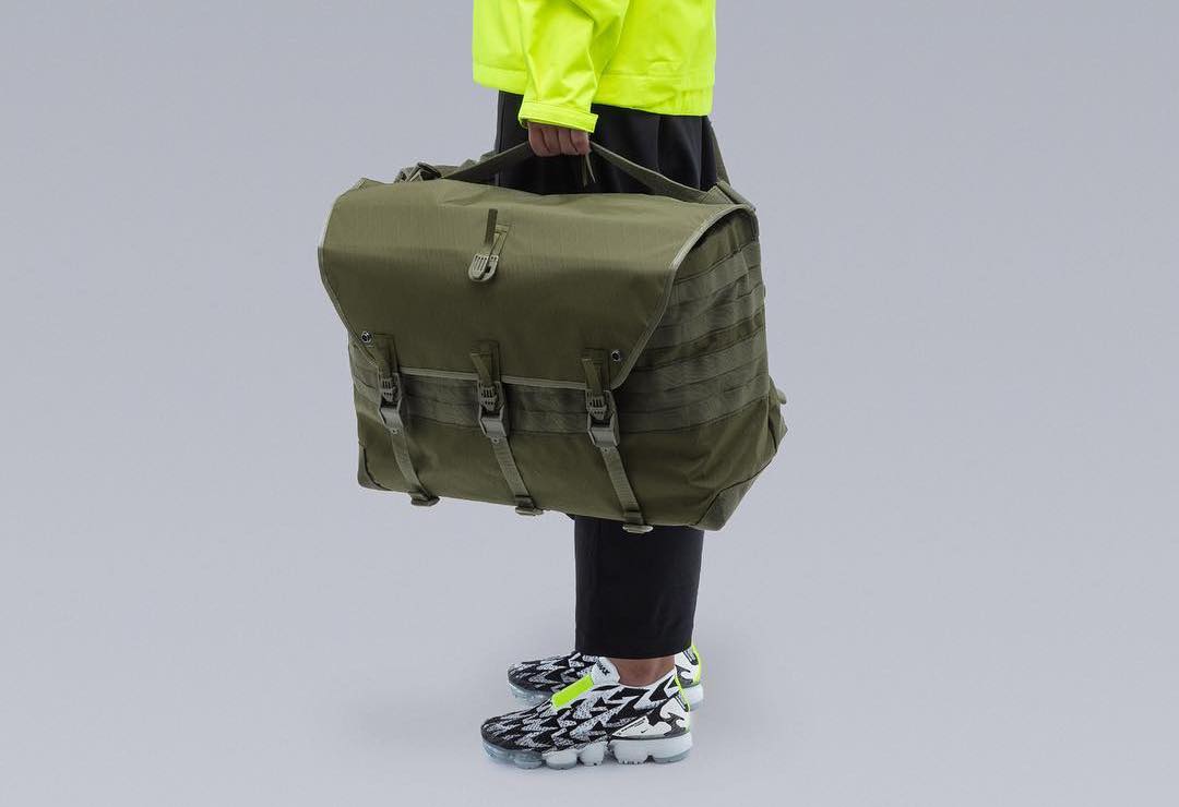 アクロニウム  acronym 3A-6TS アクロニウム acronym 3A-6TS - メルカリ