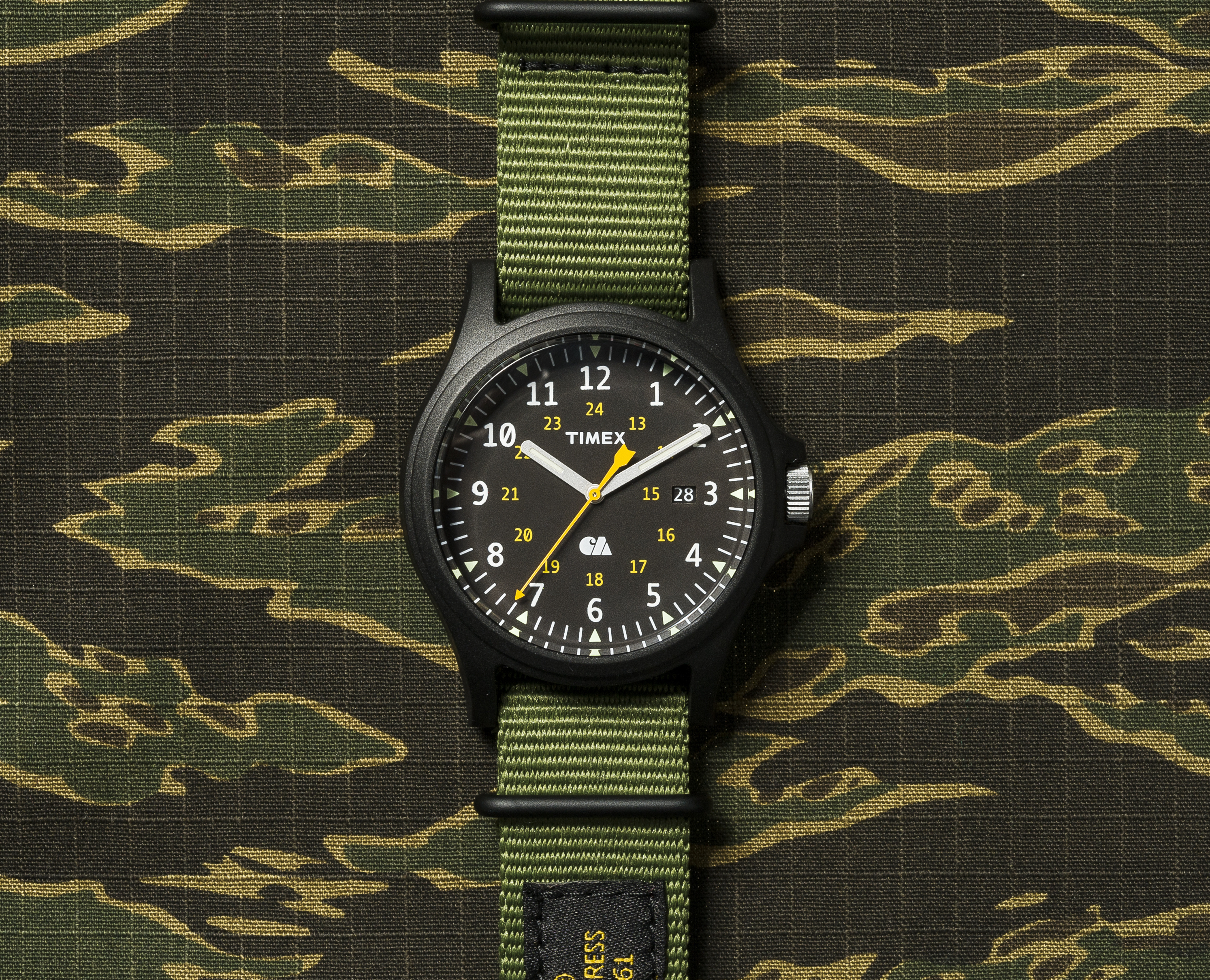 A.P.C. Carhartt コラボTimex 腕時計 カーキ　ブラック Acquire | Carhartt WIP releases military-inspired field