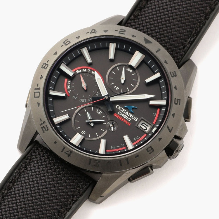 CASIO OCEANUS Bluetooth 腕時計 OCW-T3000BRE Casio Oceanus OCW-T3000BRE Solar Bluetooth Titanium Used
