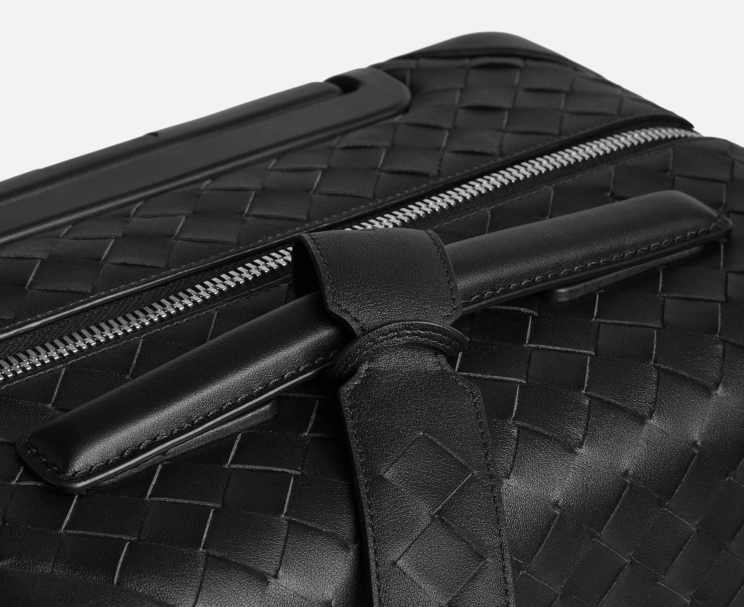 Acquire | Bottega Veneta finally releases a carry-on suitcase