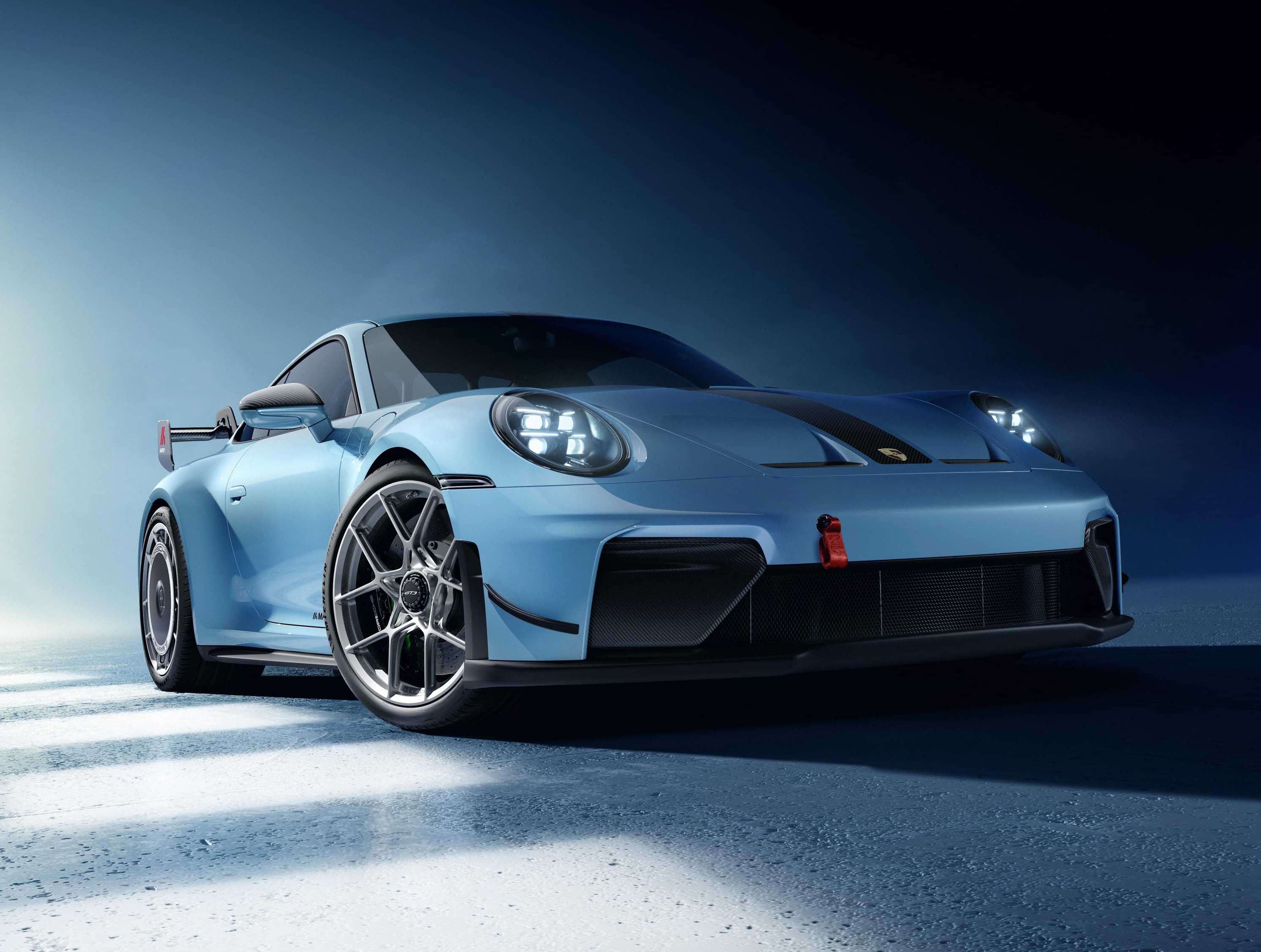 Acquire | Porsche fine tunes the 911 GT3's aerodynamics with a new