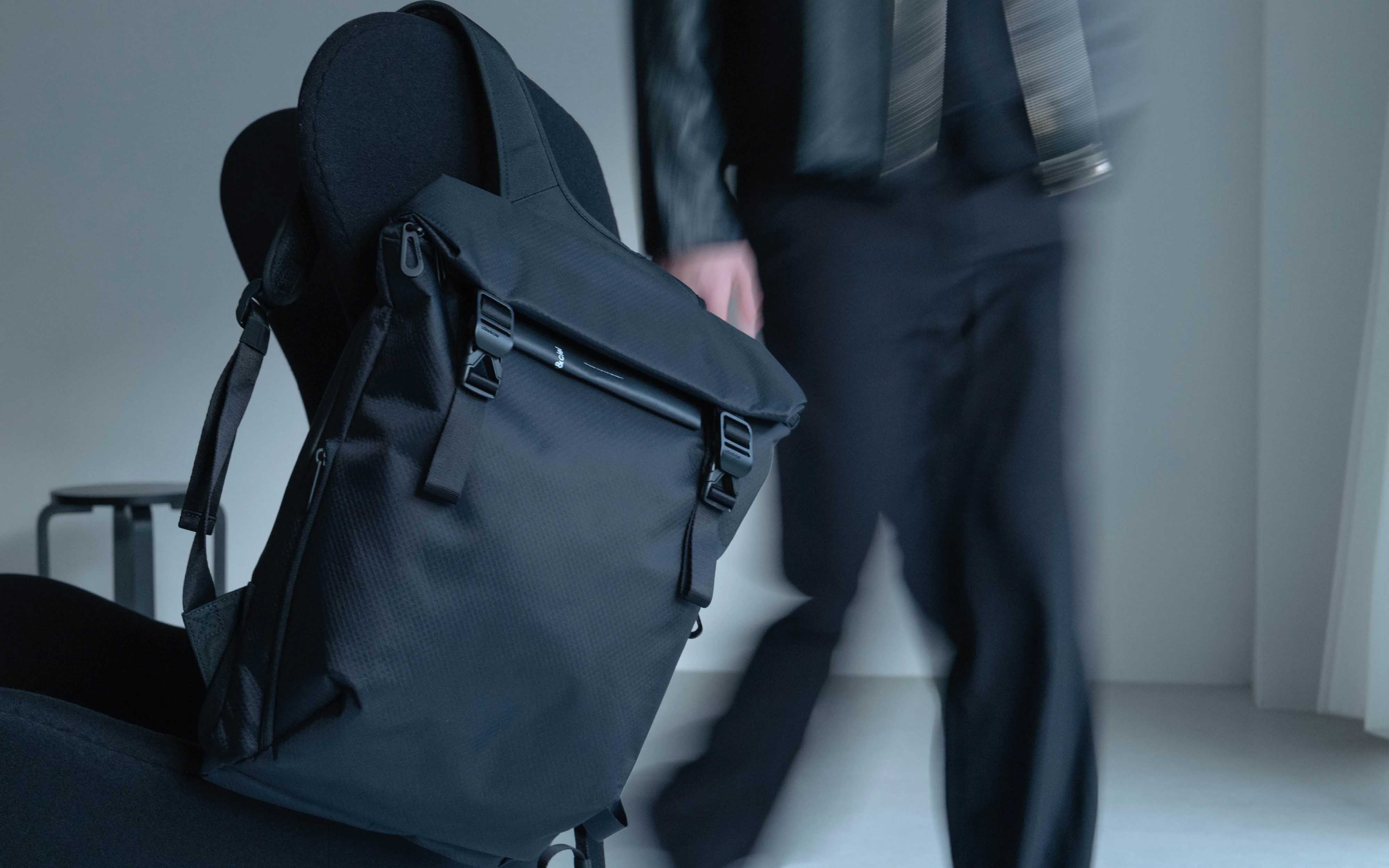 Acquire | Burton's AK457 33L Pack is built for snowy expeditions