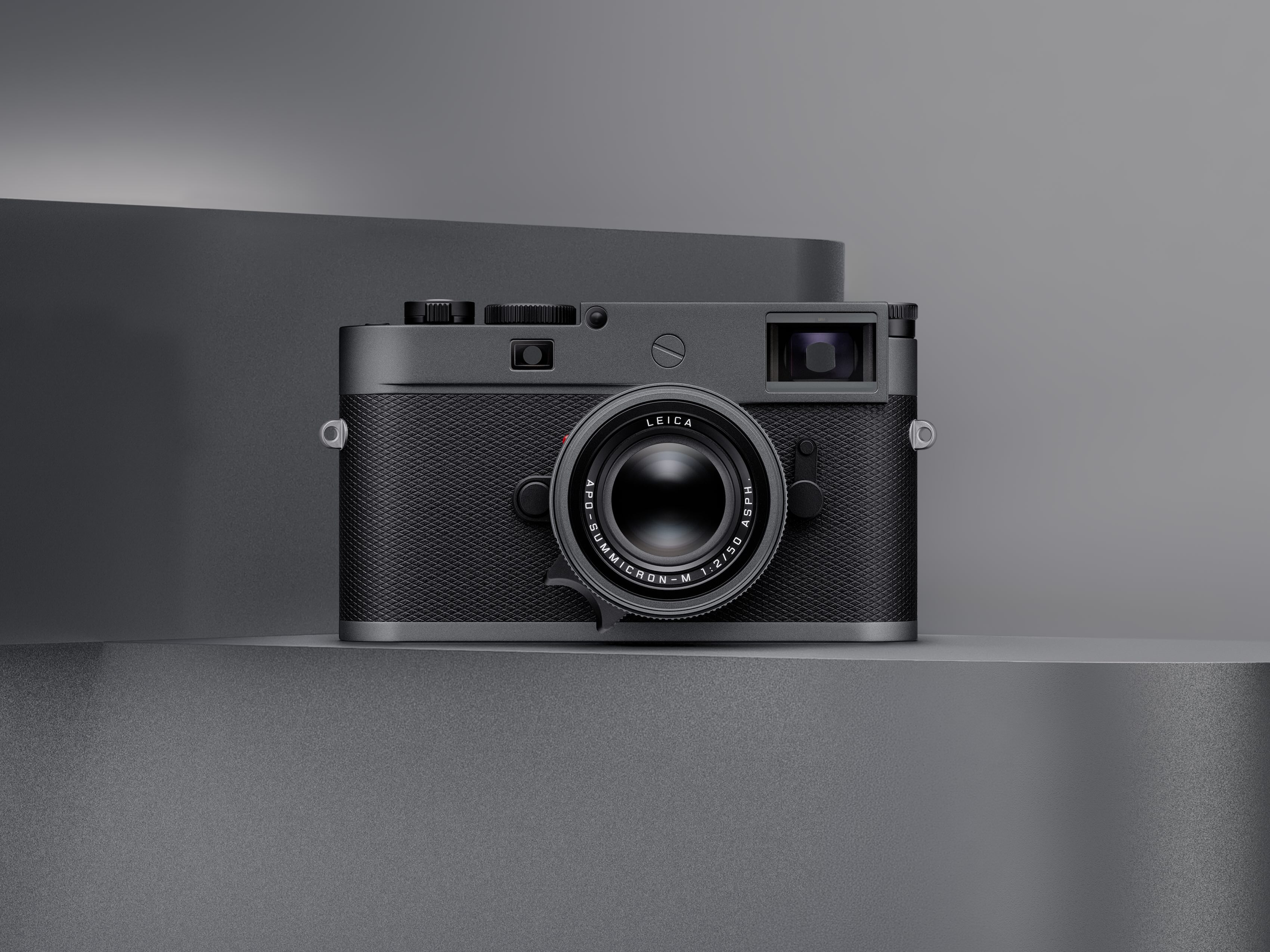Acquire | Leica introduces a new metallic gray finish for its