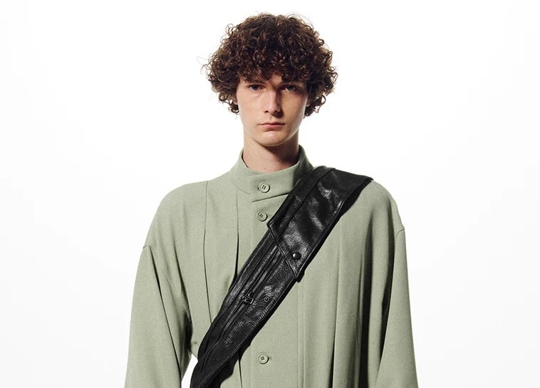 Acquire | IM MEN by Issey Miyake introduces a new shoulder bag